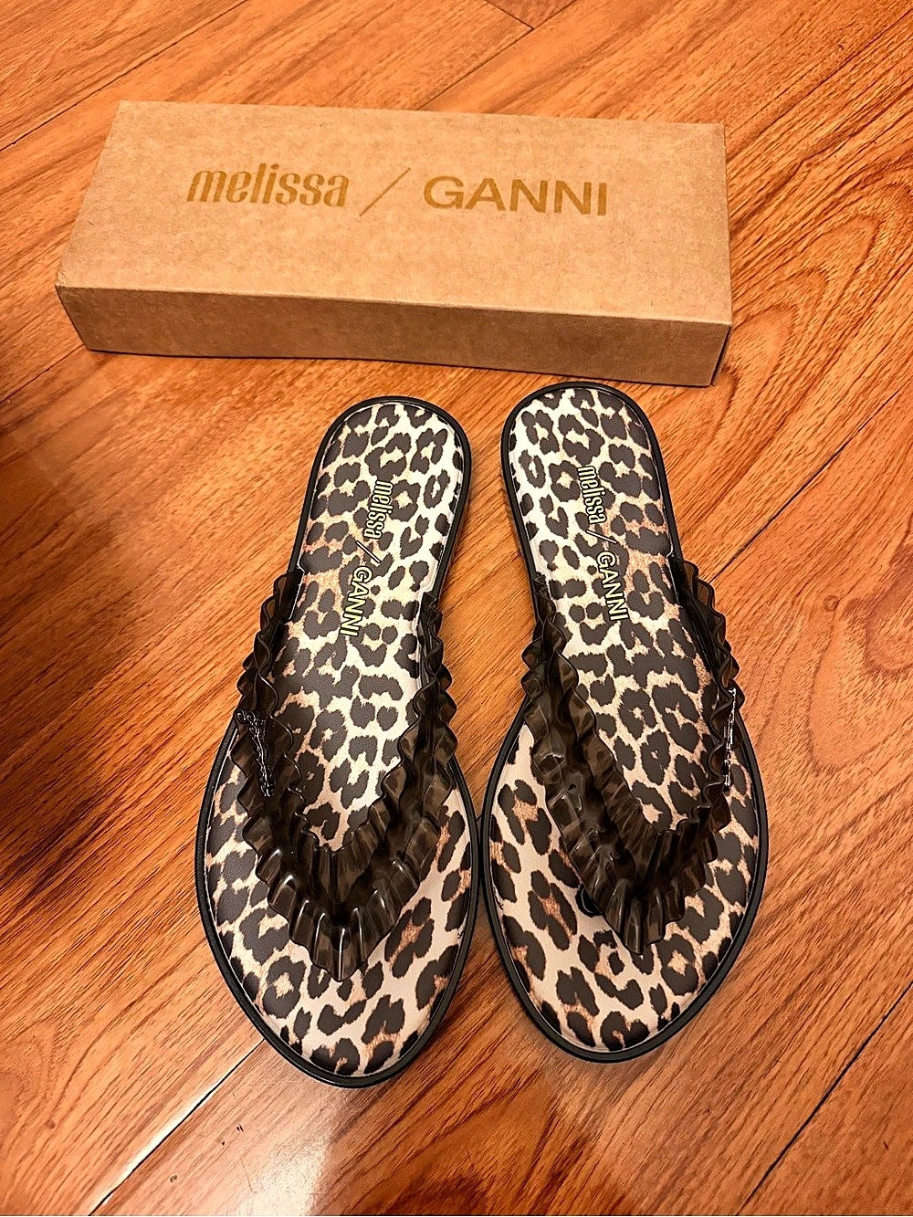 Melissa x GANNI Flip Flop Slim Leopard Print Sandals US 8 M Like New
